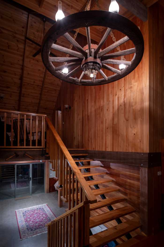 Silver Wattle lining and Blackheart Sassafras stairs